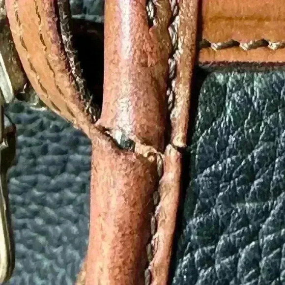 Dooney & Bourke Vintage Black Pebbled Leather Bag With Brown Trim - Picture 8 of 9